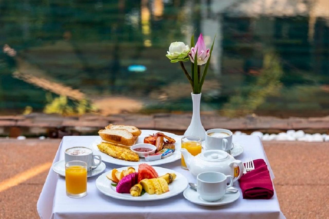 Apsara Greenland Boutique Hotel Сіємреап Екстер'єр фото